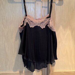 Urban Outfitters Black Lace Cami Side Crop Spaghetti Straps XS Flowy Fit